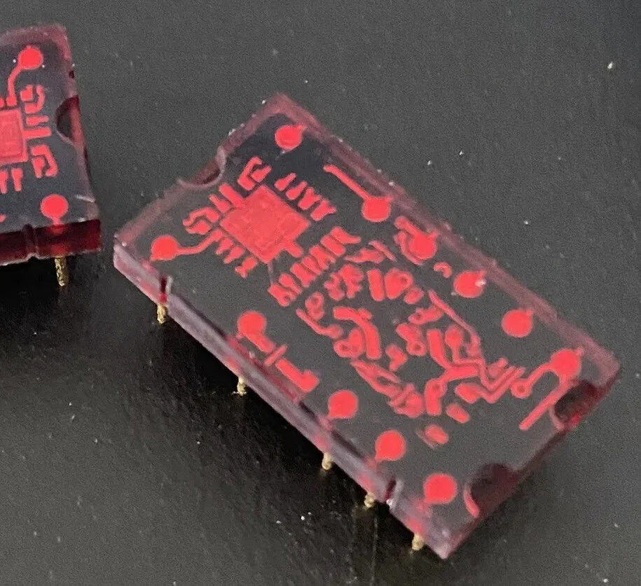 Texas Instruments TIL311/DIS1417 Hexadecimal Smart Displays (with logic) - Image 1 of 1