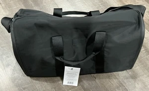 CALVIN KLEIN BLACK DUFFLE BAG GYM WEEKEND FOLDS UP NEW ETERNITY RARE TRAVEL - Picture 1 of 10