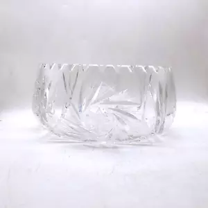 Crisscross Starburst Design Heavy Cut Crystal 6 1/2” Round Serving Bowl Vintage - Picture 1 of 10