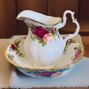 Bowl & Pitcher Royal Albert Old Country Roses Bone China - Picture 1 of 9
