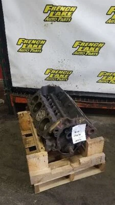 Core Short Block Engine 8-350 5.7L 2-Bolt Main Fits 1975 MONTE CARLO 1170018 - Image 1 of 4