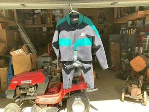 Vtg Yamaha Water Sports Wave Runner Lightweight Wet Suit 2 piece Waterproof Mens - Picture 1 of 11