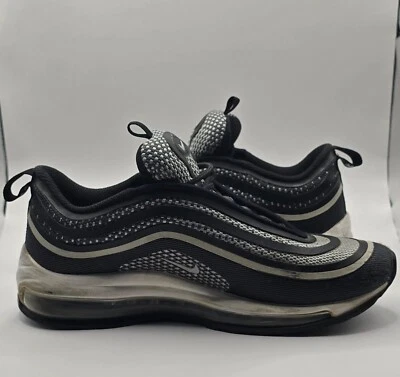 Nike Air Max 97 Ultra 17 GS scarpe da ginnastica UK 5.5 nere/platino puro basse da donna - Immagine 1 di 4