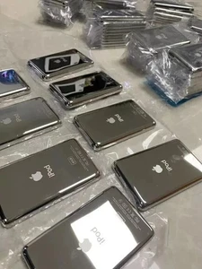 FINA NUEVA Funda Carcasa Trasera de Metal Plateado para iPod Clásico/Video! - Imagen 1 de 6