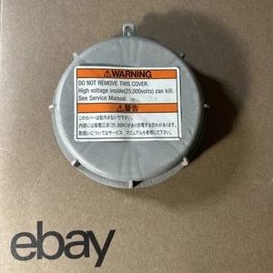 Factory Original Acura TSX HID Xenon Headlight Bulb Dust Cap Cover 06-07 - Picture 1 of 3