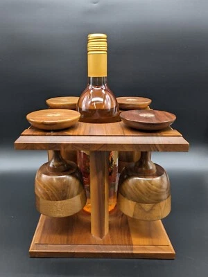 Garrafa de vinho feita à mão de madeira maciça de nogueira preta e rack caddy de vidro 4 taças - Imagem 1 de 4