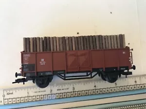 ho train Piko dark brown freight car with logs - Picture 1 of 6