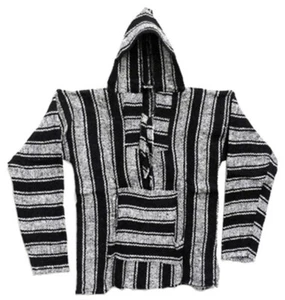 Baja Jacke mit Streifen - recycelte Fasern verschiedene Farben mittelgroßer Drogenteppich - Bild 1 von 2