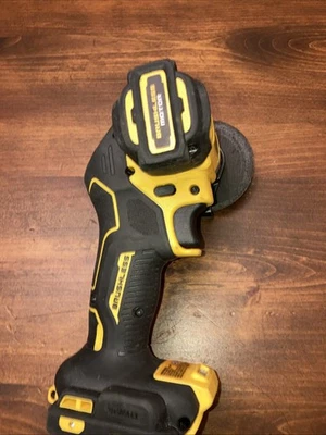 DEWALT DCS438B 20-Volt XR Lithium-Ion Cordless 3 in. Cut-off Tool(Tool-Only)read - Image 1 of 4