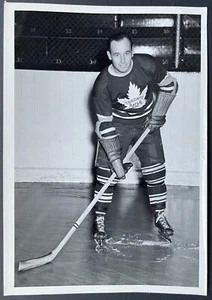 1939 Type 1 Photo Toronto Maple Leafs Gus Marker Photographer Turofsky Stamped - Picture 1 of 2