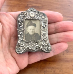 Victorian Silver Miniature Doll's House Photo Frame - Picture 1 of 3