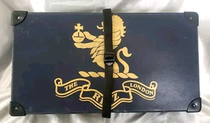THE RITZ LONDON (HOTEL) NAVY BLUE & GOLD VINTAGE FOOT LOCKER STYLE STORAGE BOX - Picture 1 of 16