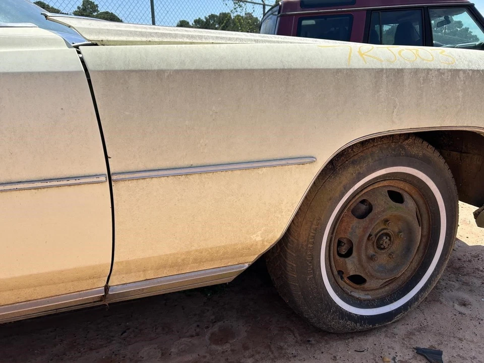 Passenger Right Fender Fits 75-78 ELDORADO 104893990 - Изображение 1 из 4