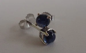 PENDIENTES DE TACHUELAS DE ORO BLANCO 14K CON 0,70 CTS ZAFIROS DE CACHEMIRA GENUINOS PIEDRA PRECIOSA - Imagen 1 de 5