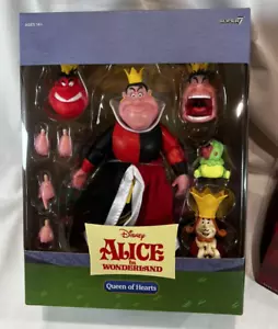 Disney Ultimates Alice im Wunderland Königin der Herzen 7 Zoll Scale Action Super7 - Bild 1 von 6