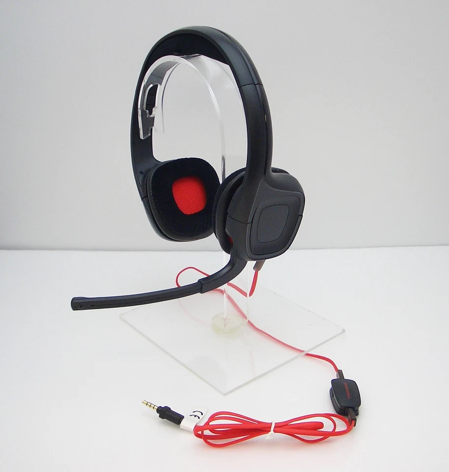 Plantronics Gamecom 318 Headset with single 4 segment 3.5mm plug for iPhone 5 6 - Image 1 of 1