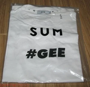 GIRLS' GENERATION SMTOWN COEX Artium SUM OFFICIAL GOODS GEE WHITE T-SHIRT - Picture 1 of 3