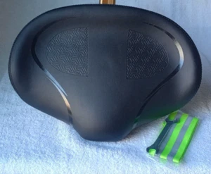 Twomaples 2024 New Noseless Bike Seat Cushion Extra Padding Comfort Wide - Picture 1 of 10