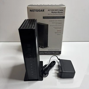 NETGEAR Cable Modem with Built-in WiFi Router (C6230) - Afbeelding 1 van 3