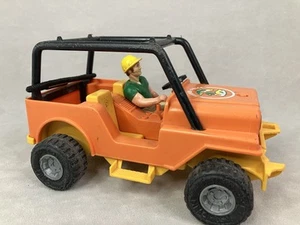 1977 Fisher Price Adventure People Trailblazer Orange Jeep - Picture 1 of 16