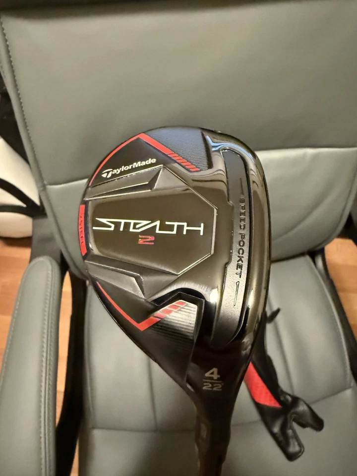TaylorMade Stealth 2 22* 4 Hybrid/Rescue Fujikura Ventus TR Red Senior Flex - Imagem 1 de 4
