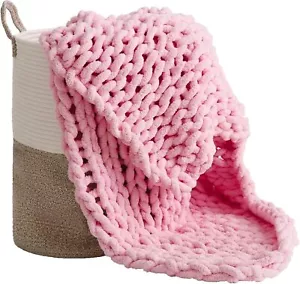 New- Chunky Knit Throw Blanket - Pink Jumbo Chenille Yarn, 100% Hand-Kni - Picture 1 of 5