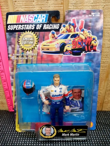 NASCAR Mark Martin #6 Valvoline Superstars of Racing 1998 Figure Toy Biz ~ New Cover