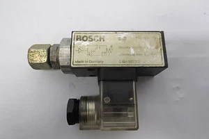 BOSCH 0 821 100012 MAGNETVENTIL - Bild 1 von 3