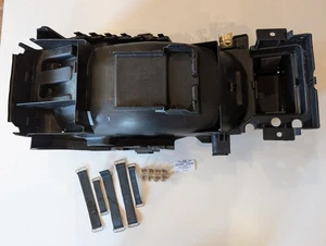 Revestimiento trasero inferior Yamaha GTS1000A 4BH protección contra lodos 4BH-21629-00 usado - Imagen 1 de 21