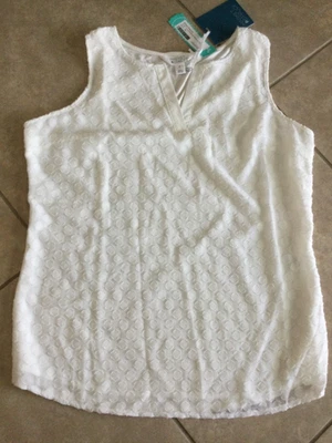 NWT MARKET & SPRUCE Women's Stitch Fit Blouse Sleeveless V-Neck White Lined  Med - Image 1 of 4