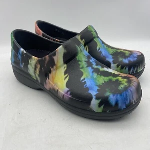 Crocs Women’s Neria Pro II Graphic Clogs | Slip Resistant Work Shoes Size 7 - Picture 1 of 11