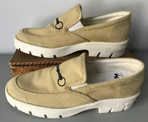 Equine Couture 8.5 Tan Riding Loafer Heel Canvas Horse Thick Chunky Sole Slip-on - Picture 1 of 11