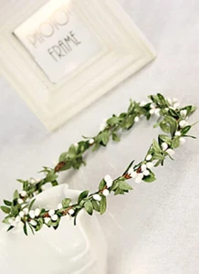Wedding Flower Girl Plastic Flower Headband/Headpieces w/White Flowers Dia 20cm - Picture 1 of 6