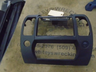 Bezel Panel Trim Center Dash Radio , 2010 Nissan Xterra, #196K - Imagem 1 de 4