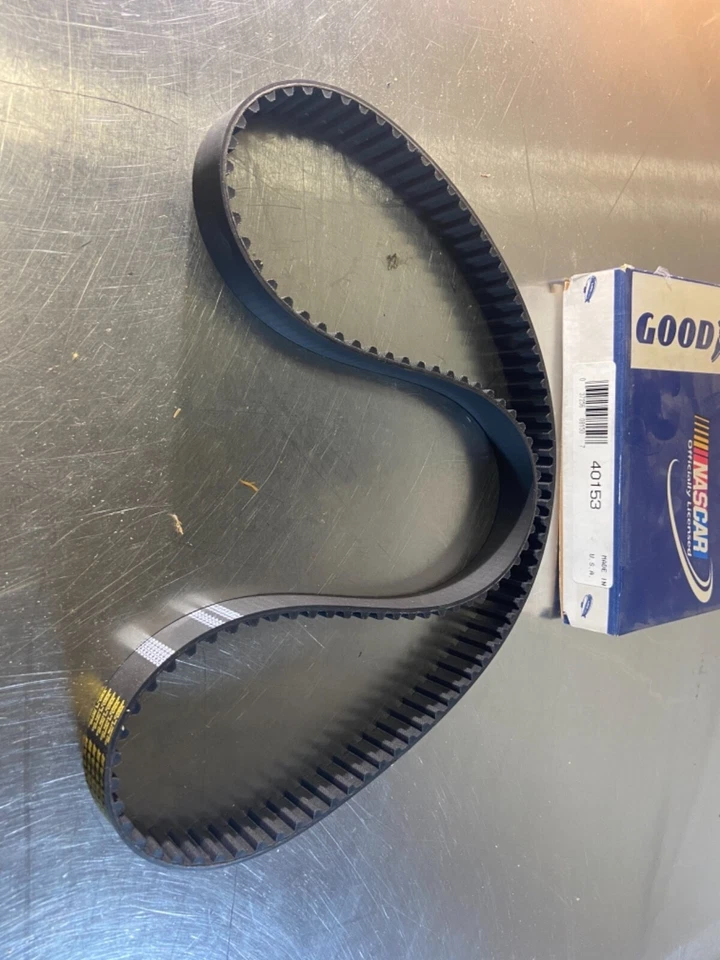 Correa de distribución para Chrysler, Plymouth, Dodge Goodyear #40153 H197 Foto 1 de 1