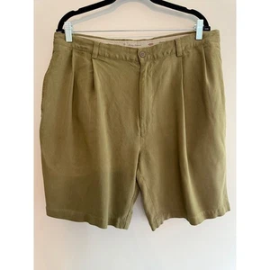 Pantalones Cortos Tommy Bahama Plisados de Seda Talla 38 Verde Oliva Calce Relajado - Imagen 1 de 5