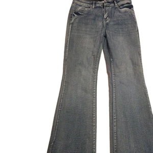 Pantalones de mezclilla para mujer Telepatia talla 9 acampanados azules - Imagen 1 de 12