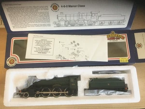 BACHMANN 31 304 7800 TORQUAY MANOR in GWR green - Picture 1 of 1