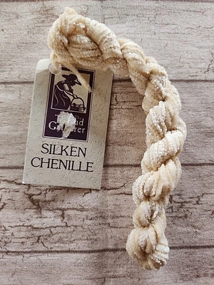 Thread Gatherer Silken Chenille SC000 Ecru Silk 10 Yd Skein - Image 1 of 4