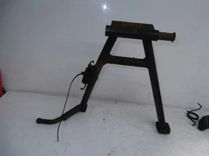 SUZUKI GS125 CENTRE STAND + SPRING - Picture 1 of 6