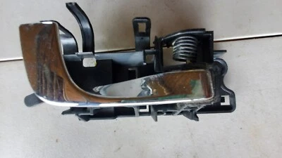 Manija del panel de la puerta delantera derecha Cadillac CTS 2003/07 OEM. Foto 1 de 3