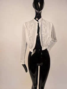 EDWARDIAN WHITE BLOUSE W FLORAL + VINE HAND EMBROIDERY - Picture 1 of 6