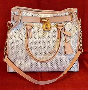 Bolso de Mano Michael Kors Perforado Hamilton Convertible Borde de Cuero Tostado Crema - Imagen 1 de 15