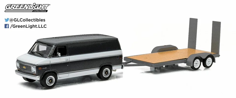 1:64 GreenLight HITCH & TOW 3 GREY 1977 Chevrolet G20 Van & Car Trailer NIP - Image 1 of 1