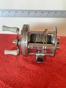 Vintage JC HIGGINS N. 537-31010 Mulinello da colata per basso balzato made in USA - Foto 1 di 7