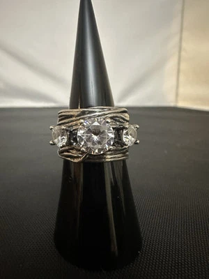 ISRAEL Sterling Silver Wide 3 CZ Ring MODERNIST Ribbed size 6.5 - Image 1 of 4