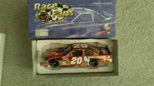 Tony Stewart #20 Home Depot/Great Pumpkin '02 Grand Prix NASCAR 1:24, COLLECTIBL - Picture 1 of 6