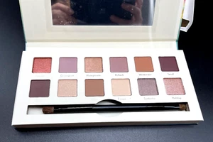 Cargo "Take Me Away!" 12 Pan Eye Shadow Palette W/Dual-Ended Brush 0.8g NIB - Picture 1 of 10