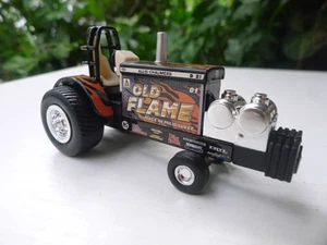 2024 ERTL 1:64 PULLER Allis-Chalmers D21 *OLD FLAME* Pulling Tractor NIP - Picture 1 of 9