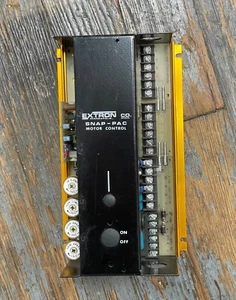 CONTROL DE MOTOR EXTRON SNAP-PAC 113-0530A0301 1/2 HP 180 VDC 1 PH - Imagen 1 de 6